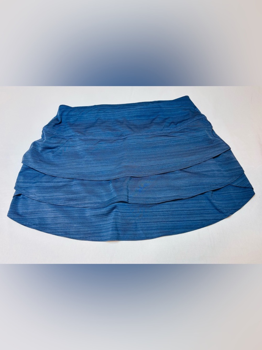 Athleta Women Swagger Tier Ruffle Tennis Pickleball Skirt GRAY Skort Size XS